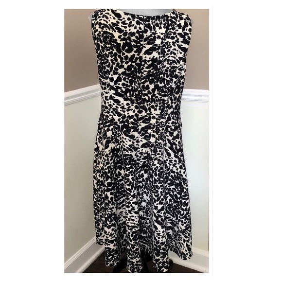 Evan Picone Black Label Sleeveless Dress - Picture 3 of 6